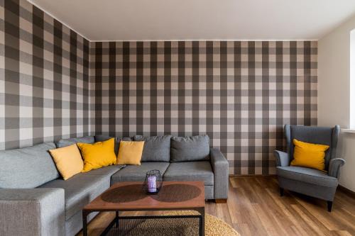 Stare Miasto District Apartment | Osiedle Batorego Spacious Apartment