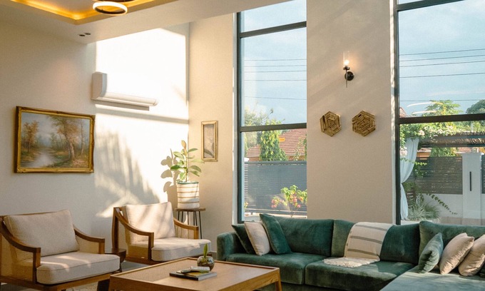 Mbezi Beach House | Osotwa housenSpectacular Views: Luxe Retreat