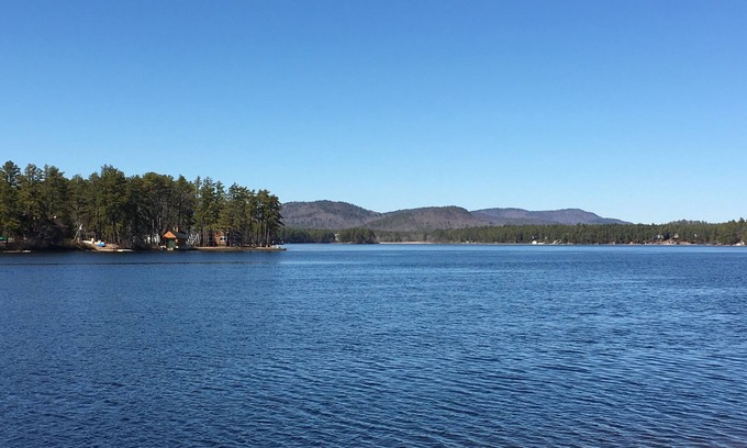 The Bays Cottage | Ossipee Lake WATERFRONT Cottage - Private beach/dock, lovely mountain views!
