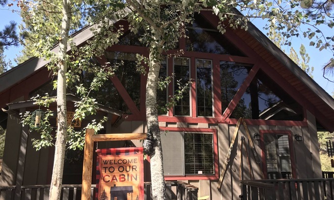 Eagle Mountain Estates Cabin | Our Beary Happy Place