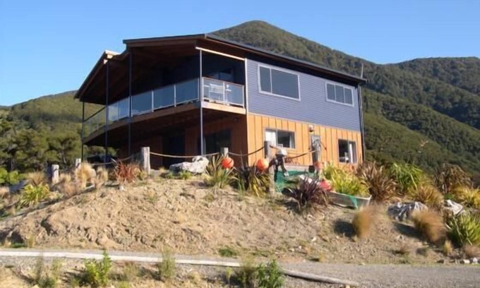 Okiwi Bay House | Our Dream at Okiwi Bay