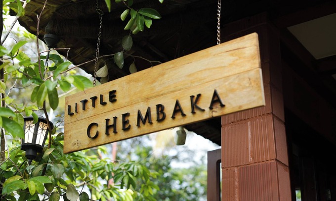 Kumarakom House | Ours is a one bedroom villa just at the canalfront of the Kumarakom Backwaters.