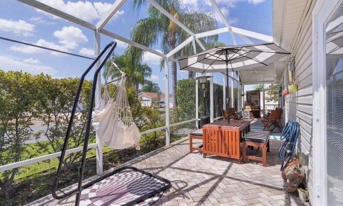 Hemingway Villa | Outstanding Villa in The Villages, Florida
