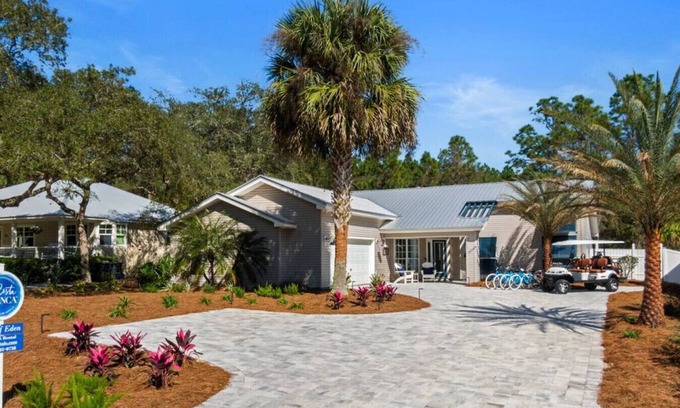 Seacrest House | OVER 50 5 * reviews! Guest Love East Of Eden