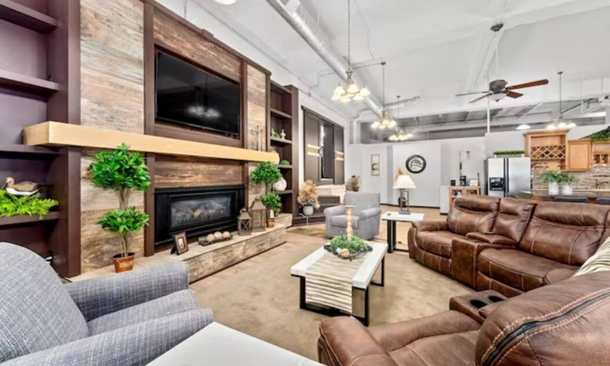 Mitchell Apartment | Overnight Event Venue & Loft in downtown Mitchell