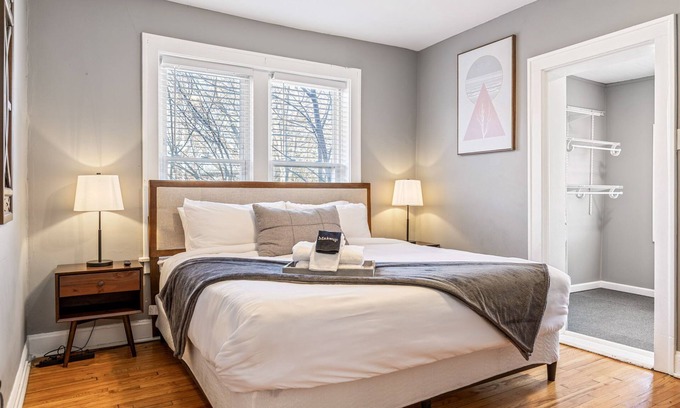 St. Louis Apartment | Oversized 2 Bedroom Apartment in South City!