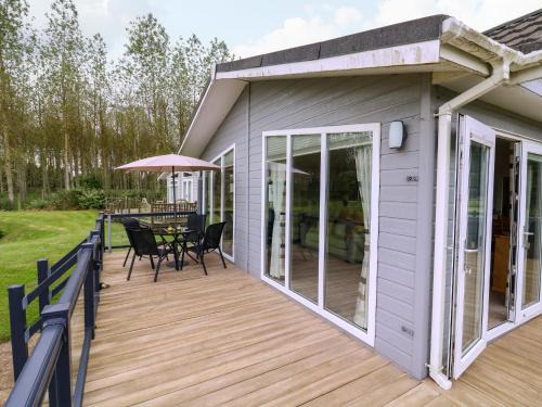 Leiston House | Owls Retreat, Lodge 11