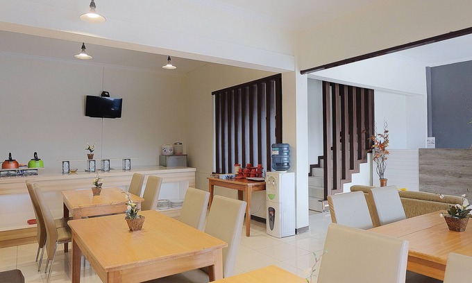 Muara Bungo Hotel | OYO 1474 Hotel Fayadh
