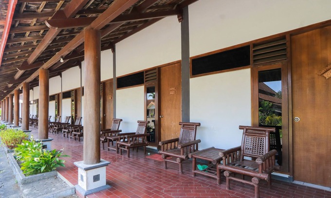 Kalibaru Hotel | OYO 2465 Hotel Raung View