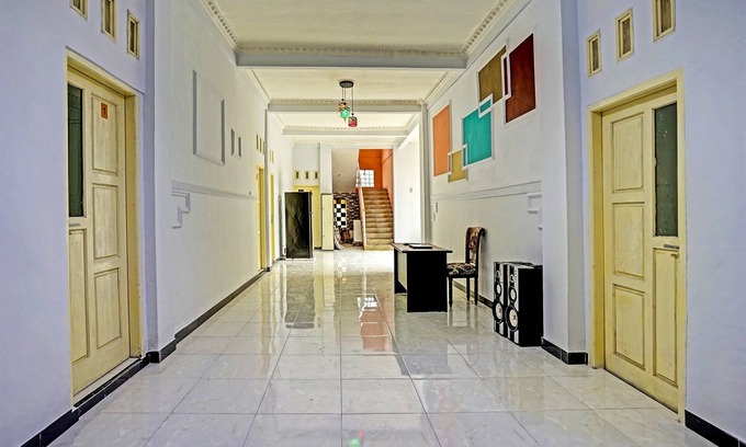 Lamongan Hotel | OYO 91848 Kost As-salaam Syariah