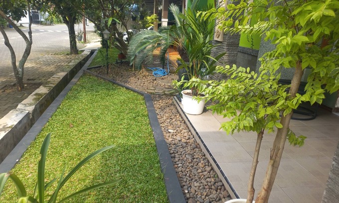 Banyumas Hotel | OYO 93892 Homestay Koe Syariah