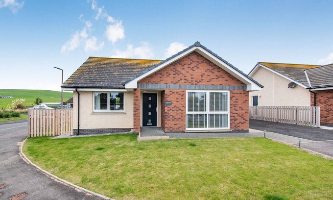 Drummore Cottage | OYSTERCATCHER, pet friendly, country holiday cottage in Drummore