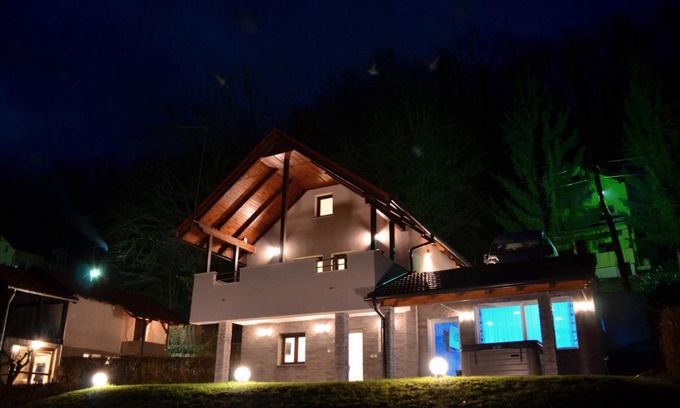 Ozalj Villa | Ozalj , Karlovačka Županija ,Cijela kuća za odmor Lucija