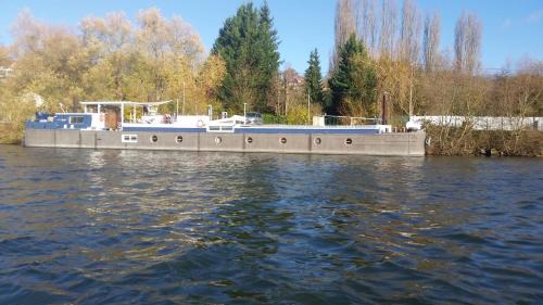 Herblay Apartment | Péniche sur la Seine