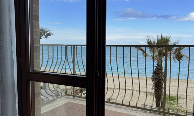 Porto Recanati Apartment | P056 – Porto Recanati, comfortable three-room apartment facing