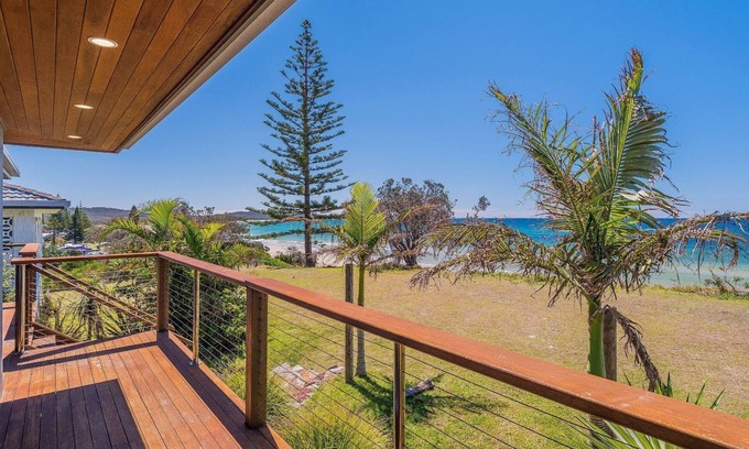 Brooms Head House | Pacifica House - Brooms Head