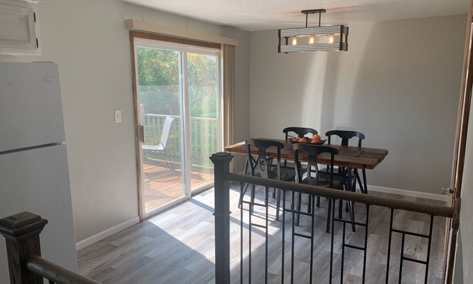Ashwaubenon House | Packerland 2: Perfectly located Green Bay Home, Minutes from Lambeau and Airport
