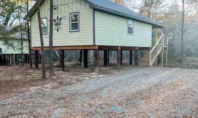 Jefferson Cabin | Paddlewhack Cabin 4-The Gunwhale