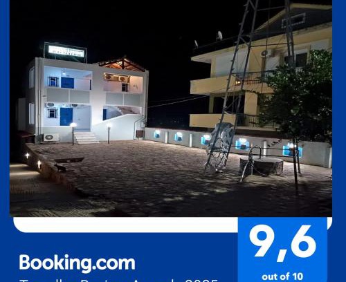 Varia Apartment | Pafsilipo Apartments