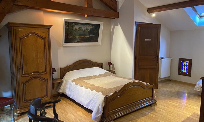Sainte-Marie-dʼAlloix Bed & Breakfast | Paganini room, 2 people for more people contact the owner