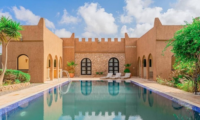Zaouit Massa House | Palais ALSHAMS Experience Sahara Piscine Garden, 5 minutes from the ocean. Unique