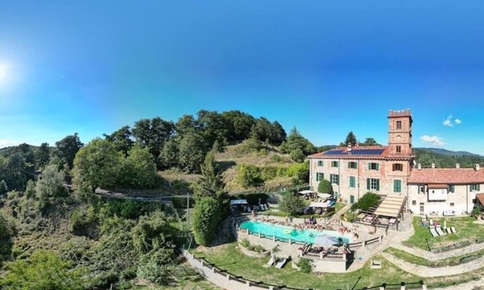 Segno Apartment | Palazzo K - (ap 2) Large 2 bedroom apartment in farmhouse with pool for families
