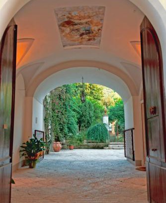 Arienzo Bed & Breakfast | Palazzo Murat Luxury Rooms