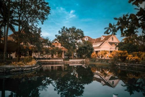 Cherthala Bed & Breakfast | Palliath House