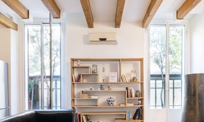 Lazzaretto Apartment | Palm Fronds apartment
