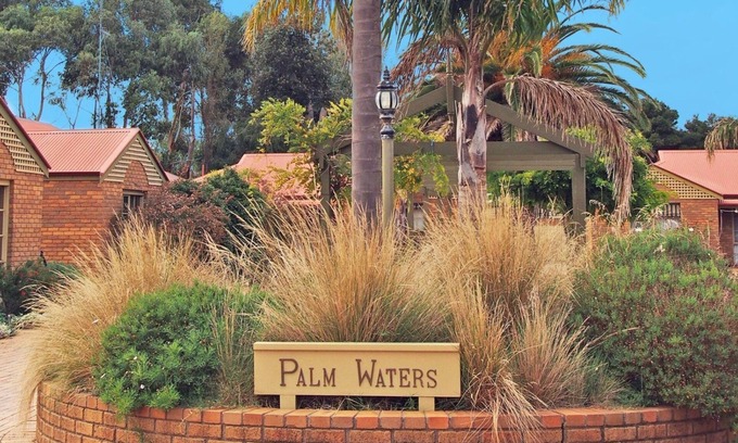 Inverloch House | Palm Waters 4 - Wi-Fi & Linen Included