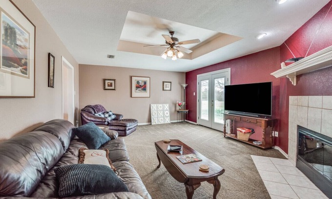 Ellis County House | Palmer Country Escape