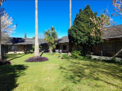 Kroonstad Bed & Breakfast | Palms Lodge