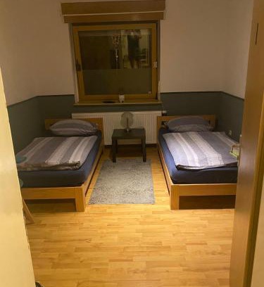 Rhein-Erft-Kreis District Apartment | Palms Zimmer