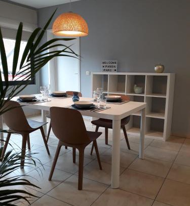 Lens Apartment | Panda Parc Appartment proche Pairi Daiza-Shape-Nato