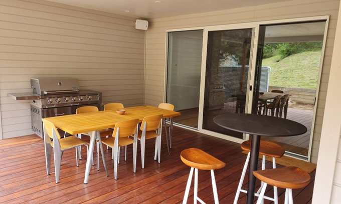 Venus Bay House | Pandora's Escape - Newly Built 7 Star Rated Home