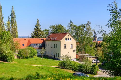 Waltersdorf Apartment | Panorama - Ferienwohnung Sprejnik - Residenz Sonnenhübel