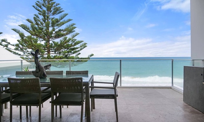 The Entrance North Apartment | Panoramic Ocean Penthouse - Dolphin View