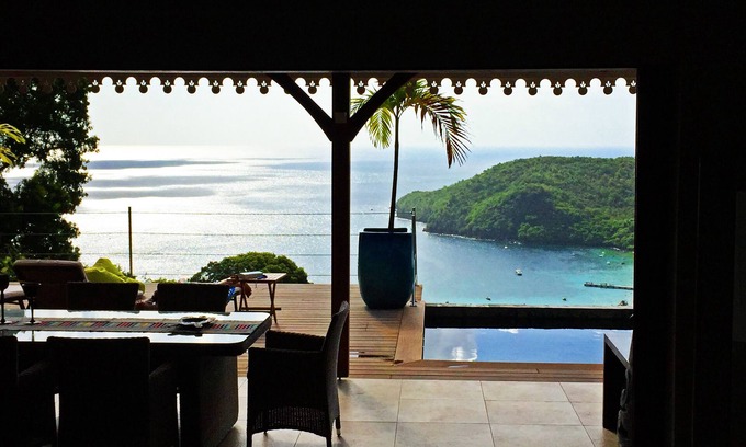 Les Anses-d'Arlets Villa | Panoramic view and cozy atmosphere for this villa in Creole style