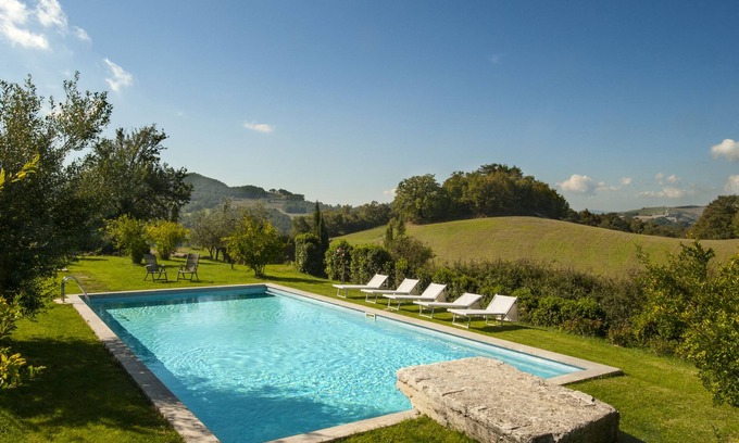 Sarteano Villa | Panoramic villa in Tuscany Montepulciano area and only 2 hours from Rome.