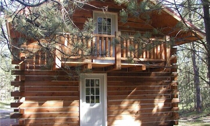 Custer House | Papoose