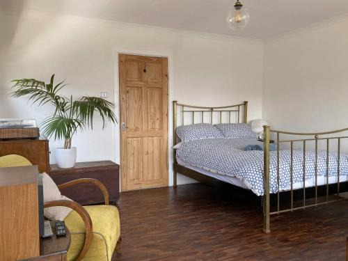 West Bay Apartment | Paradise Heights