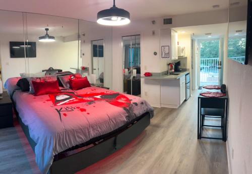 Lutz Apartment | Paradise Lust at Paradise Lakes Nudist resort