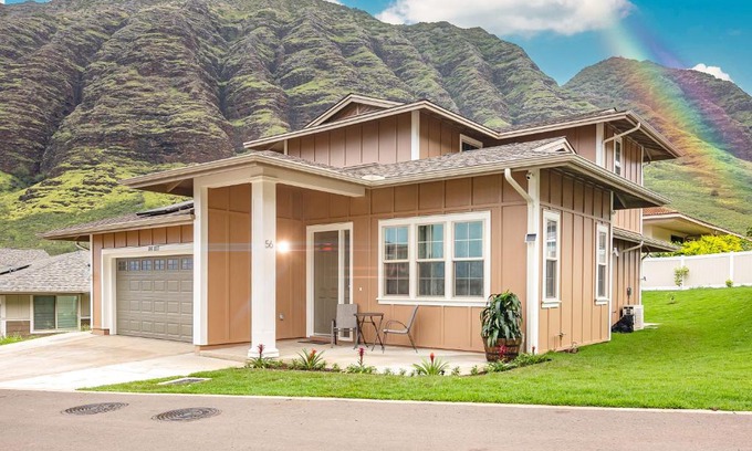 Makaha Valley House | PARADISE MAHALO! Oahu Ocean View Family Retreat Sleeps 14 Million Dollar View!