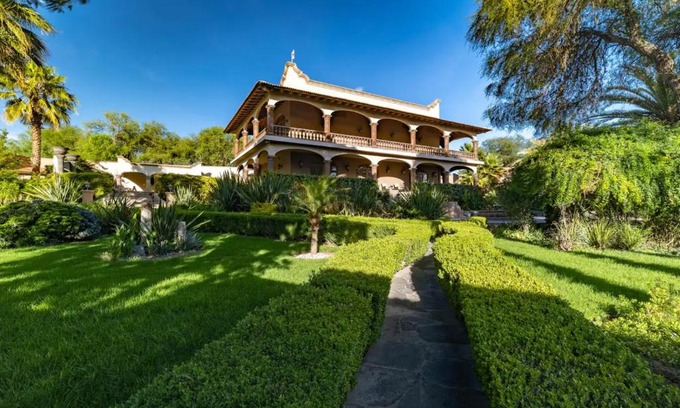 San Miguel de Allende House | Paradisiaca Casa Las Palmas con Alberca Climatizada 5 suites