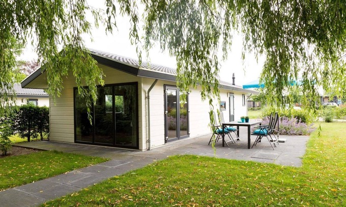 Municipality of Oost Gelre Ski Chalet | ✓ Parel at Résidence Lichtenvoorde ✓ Holiday home for 4 persons ✓ Located in Lichtenvoorde (Gelderland) ✓ Holiday park in the Achterhoek ✓ Book directly through the park