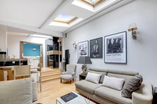 Enfants-Rouges Apartment | Paris Marais Bretagne Best Area