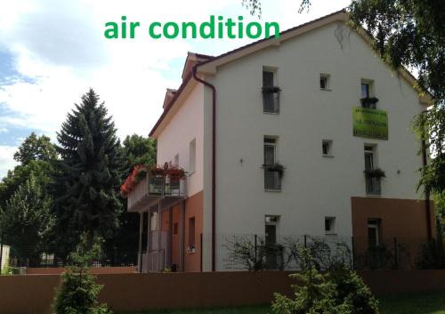 Nove Mesto nad Vahom House | Park - apartmány na prenájom