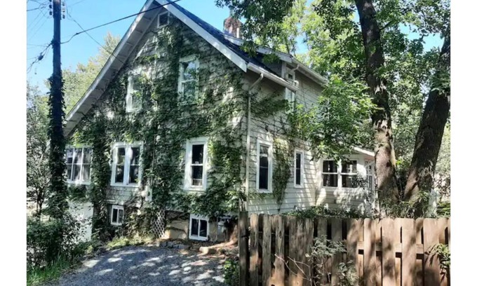 Mahtomedi Cottage | Park Place Cottage