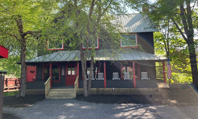 Inlet Cabin | Parquet House - A charming 8 Bedroom waterfront property ~ in the heart of Inlet