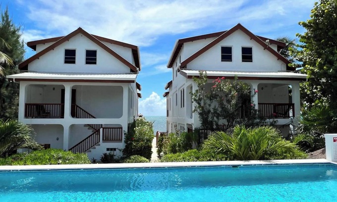 Caye Caulker Apartment | Partial Oceanview Velento#6 -2 bed/2 ba, private dock/pool/free paddleboards
